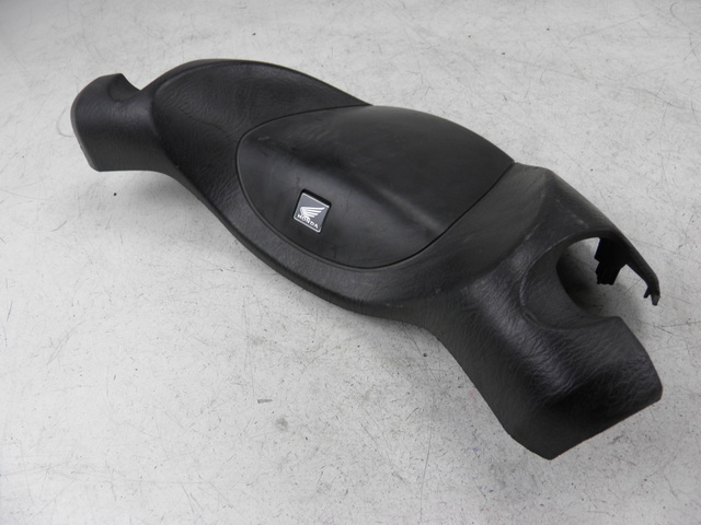 photo de HANDLEBAR COVER FRONT HONDA FES S-WING SWING ABS 125 (2007 - 2015)