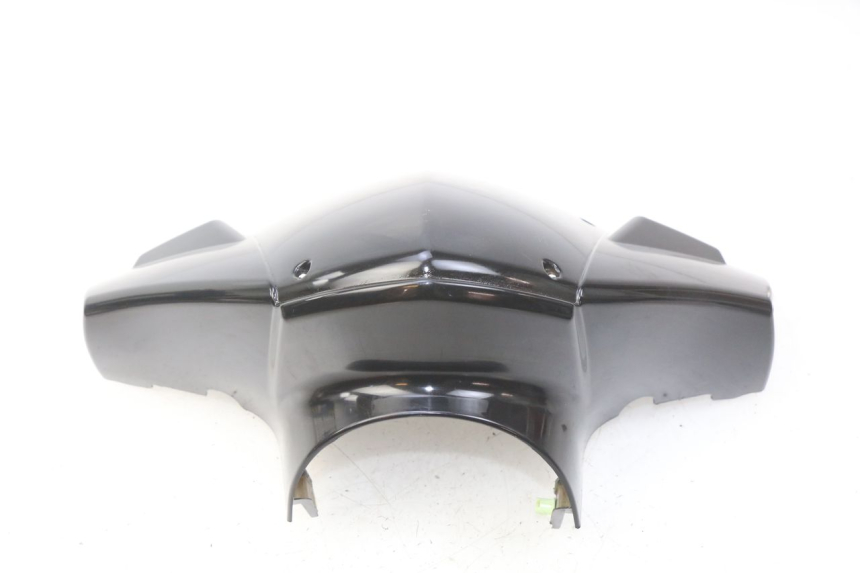 photo de HANDLEBAR COVER FRONT PEUGEOT KISBEE 4T 50 (2010 - 2017)