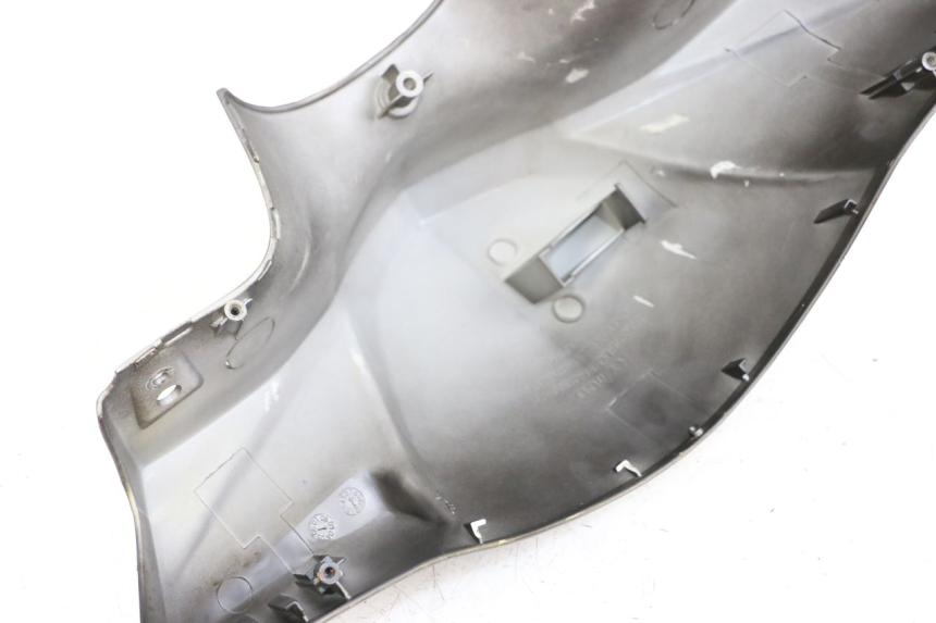 photo de HANDLE BAR FRONT PANEL KYMCO AGILITY PREMIUM 50 (2007 - 2010)