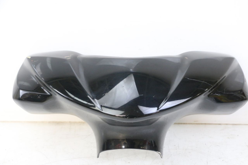 photo de HANDLE BAR FRONT PANEL MBK OVETTO ONE 2T 50 (2013 - 2017)