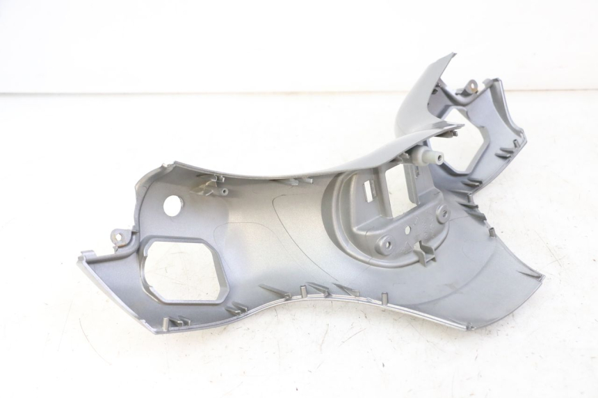 photo de HANDLEBAR COVER FRONT PIAGGIO MP3 500 (2014 - 2016)