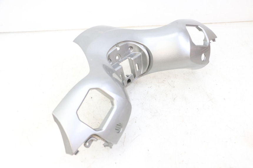 photo de HANDLEBAR COVER FRONT PIAGGIO MP3 500 (2014 - 2016)