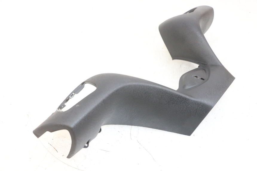 photo de HANDLE BAR FRONT PANEL PIAGGIO MP3 RL 250 (2006 - 2010) - Surface and material condition