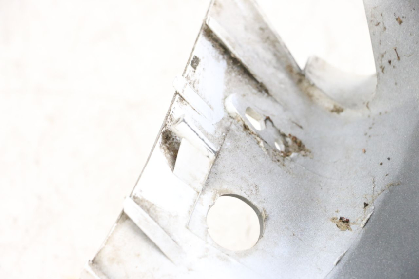 photo de HANDLE BAR FRONT PANEL SYM ORBIT 2 50 (2008 - 2014) - Distinctive features