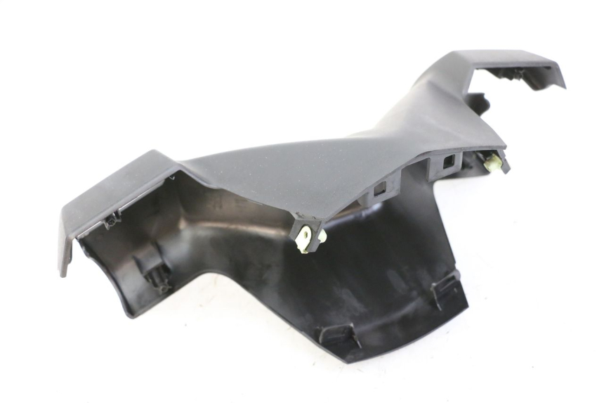 photo de HANDLEBAR COVER FRONT PEUGEOT CITYSTAR 125 (2011 - 2017)