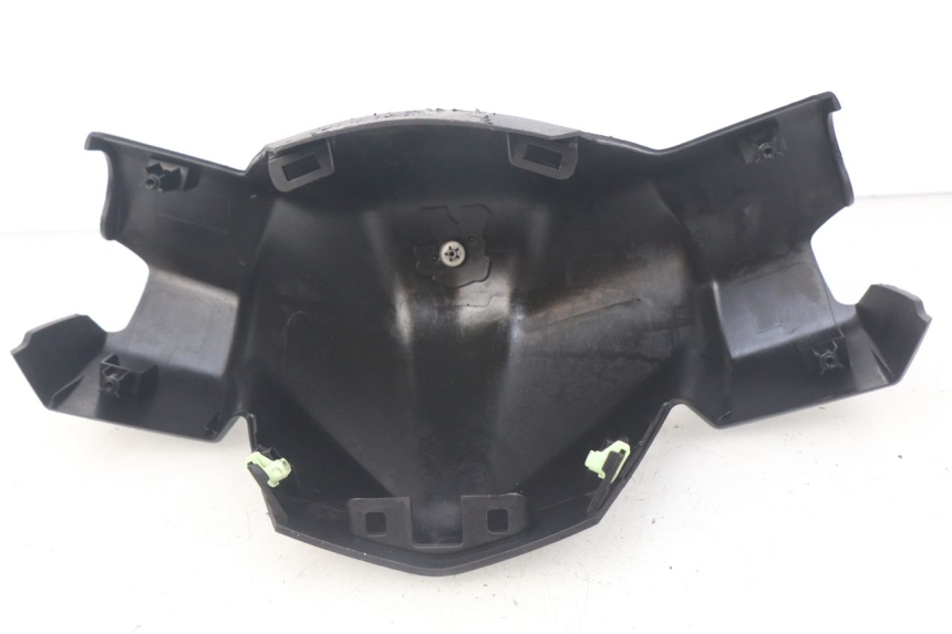 photo de HANDLEBAR COVER FRONT PEUGEOT CITYSTAR 50 (2013 - 2017)