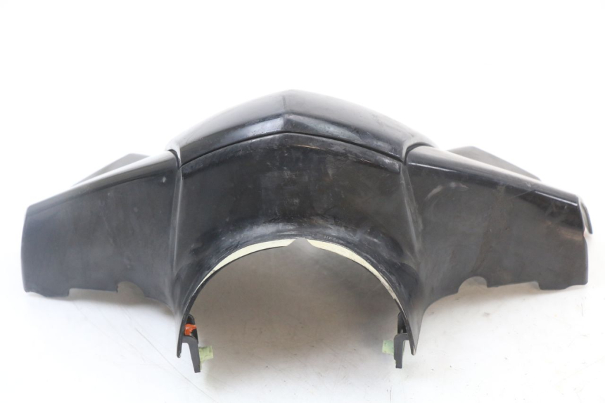 photo de HANDLEBAR COVER FRONT PEUGEOT KISBEE 4T 50 (2018 - 2022)