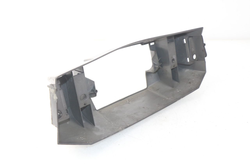 photo de HANDLE BAR FRONT PANEL PEUGEOT SC 50 (1988 - 1992)