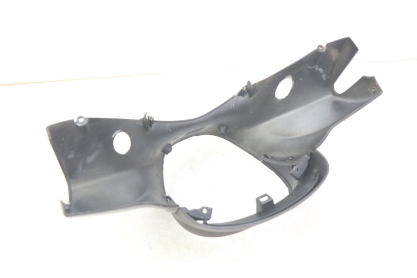 photo de HANDLEBAR COVER FRONT PIAGGIO BEVERLY 125 (2010 - 2015)