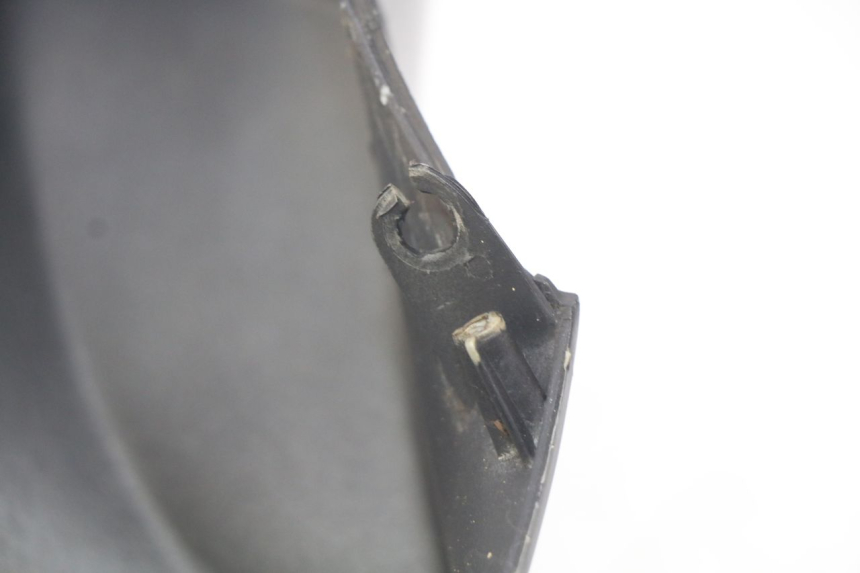 photo de HANDLEBAR COVER FRONT PIAGGIO BEVERLY 125 (2010 - 2015)