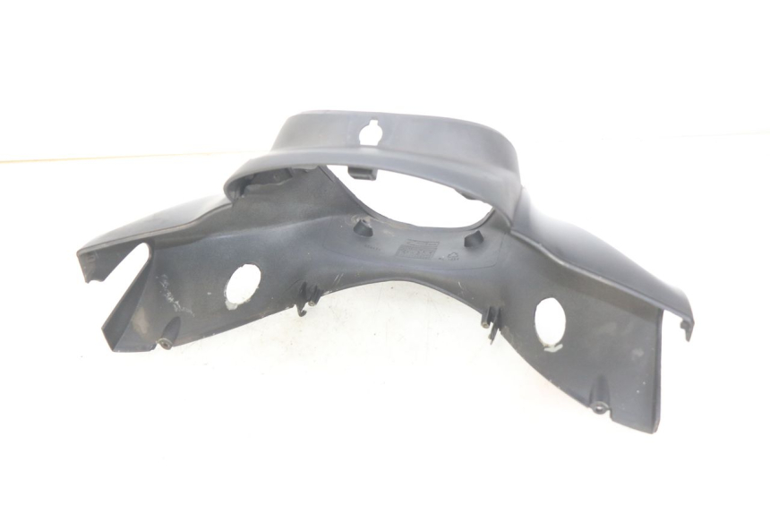 photo de HANDLEBAR COVER FRONT PIAGGIO BEVERLY 125 (2010 - 2015)