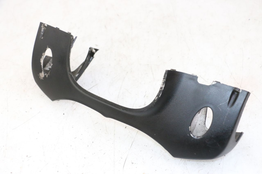 photo de HANDLE BAR FRONT PANEL PIAGGIO BEVERLY 125 (1998 - 2005)