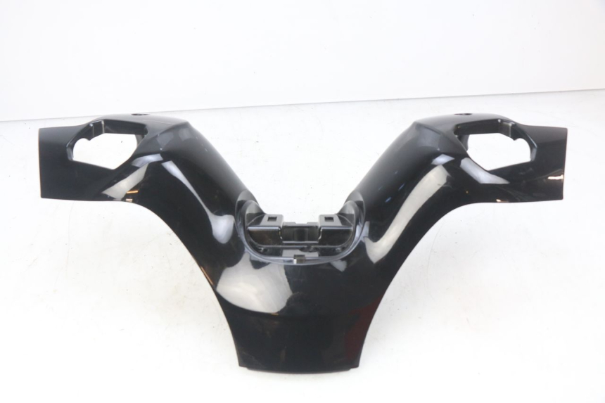 photo de HANDLEBAR COVER FRONT PIAGGIO MP3 500 (2014 - 2016)