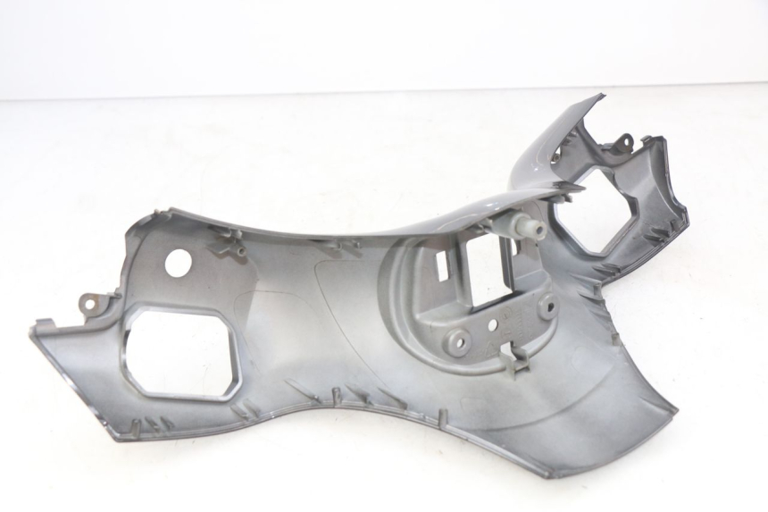 photo de HANDLEBAR COVER FRONT PIAGGIO MP3 500 (2014 - 2016)