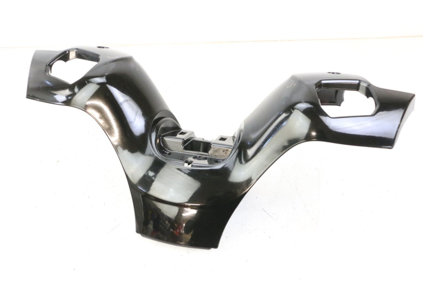photo de HANDLEBAR COVER FRONT PIAGGIO MP3 500 (2014 - 2016)