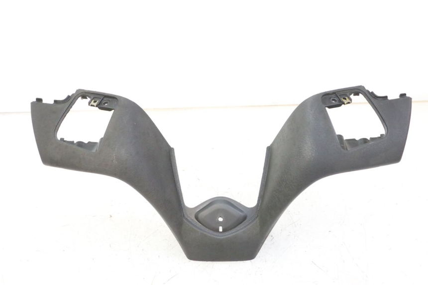 photo de HANDLEBAR COVER FRONT PIAGGIO MP3 125 (2006 - 2014)