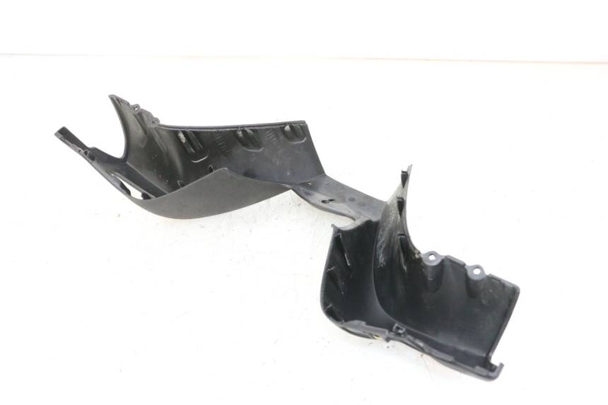 photo de HANDLEBAR COVER FRONT PIAGGIO MP3 125 (2006 - 2014)