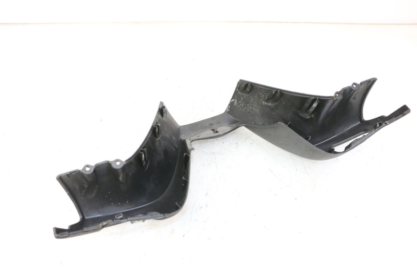 photo de HANDLEBAR COVER FRONT PIAGGIO MP3 125 (2006 - 2014)