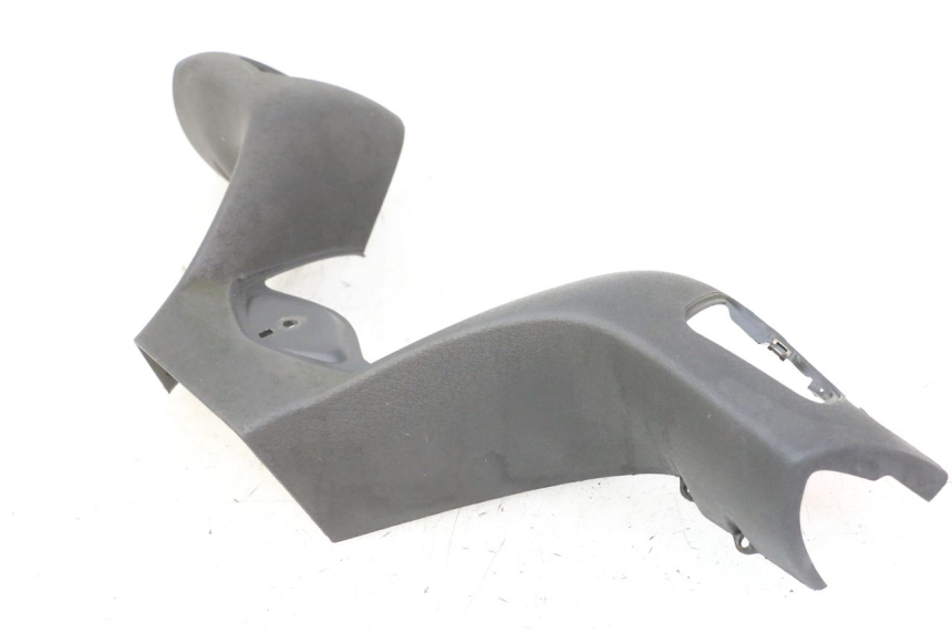photo de HANDLEBAR COVER FRONT PIAGGIO MP3 125 (2006 - 2014)