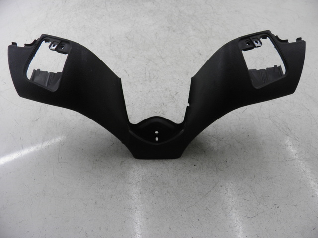 photo de HANDLE BAR FRONT PANEL PIAGGIO MP3 RL 250 (2007 - 2010)