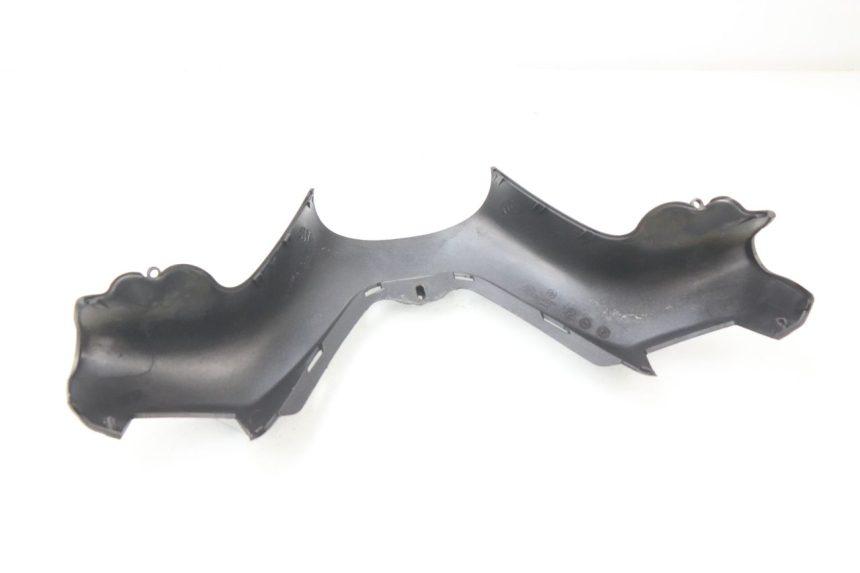 photo de HANDLEBAR COVER FRONT PIAGGIO X8 125 (2004 - 2007)