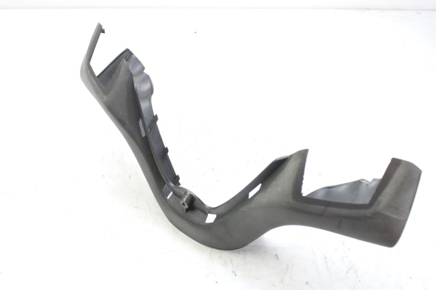 photo de HANDLEBAR COVER FRONT PIAGGIO X9 EVOLUTION 125 (2003 - 2007)