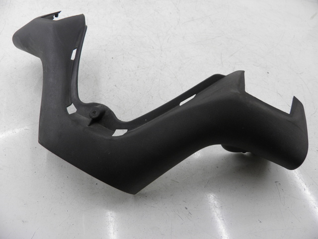 photo de HANDLEBAR COVER FRONT PIAGGIO X9 EVOLUTION 125 (2003 - 2007)