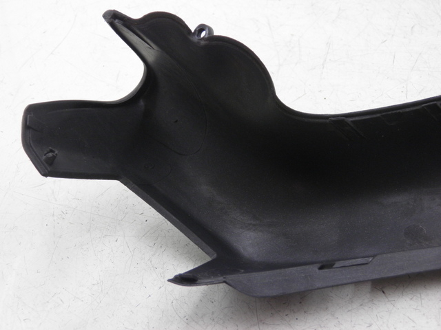 photo de HANDLEBAR COVER FRONT PIAGGIO X9 EVOLUTION 125 (2003 - 2007)
