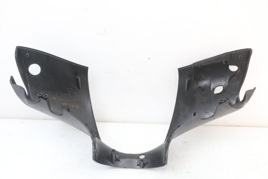 photo de HANDLEBAR COVER FRONT PIAGGIO ZIP 4T 50 (2018 - 2020)