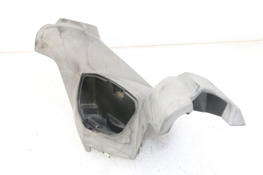 photo de HANDLE BAR FRONT PANEL PEUGEOT SATELIS COMPRESSOR K15 125 (2006 - 2009)