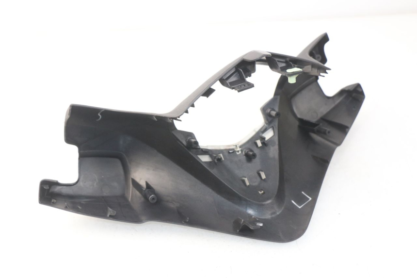 photo de HANDLE BAR FRONT PANEL PEUGEOT SATELIS 300 (2012 - 2015)
