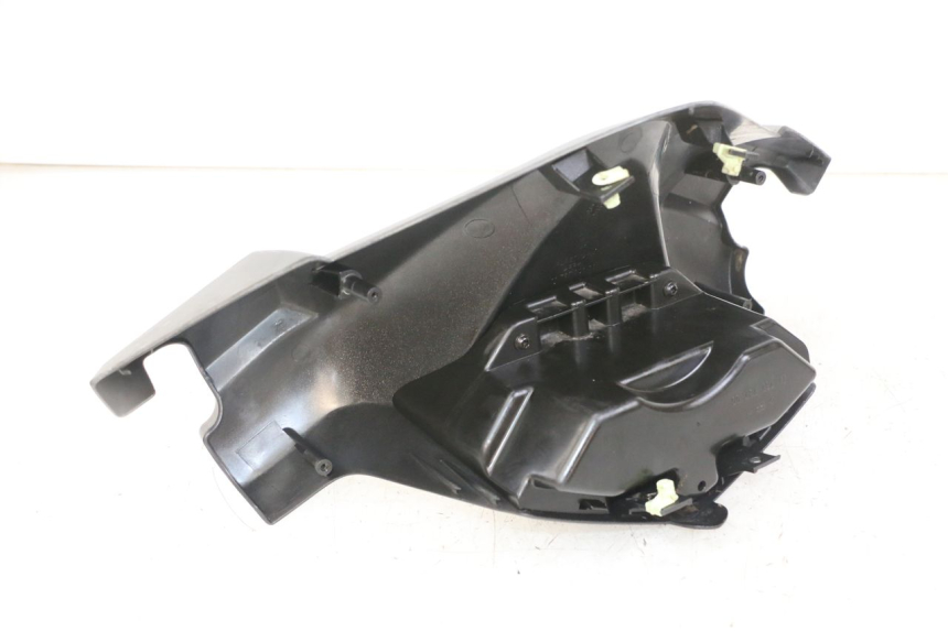 photo de HANDLE BAR FRONT PANEL PEUGEOT SATELIS 125 (2013 - 2018)
