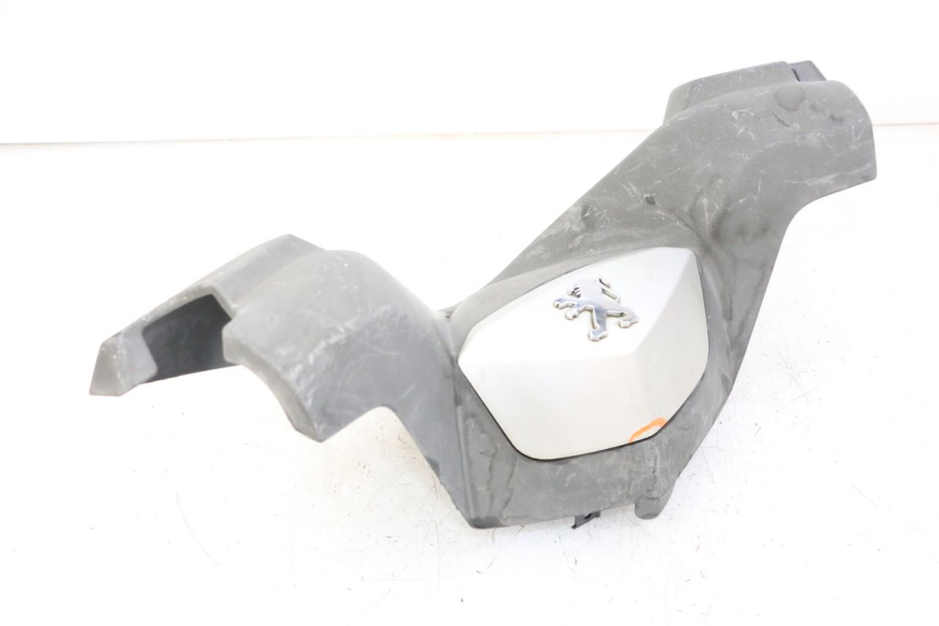 photo de HANDLE BAR FRONT PANEL PEUGEOT SATELIS 125 (2013 - 2018)