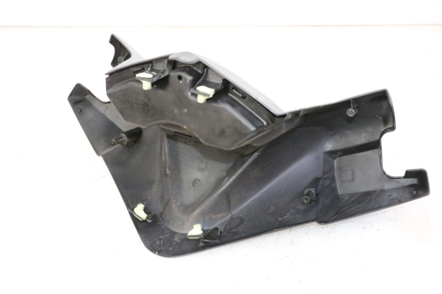 photo de HANDLE BAR FRONT PANEL PEUGEOT SATELIS 125 (2010 - 2012)