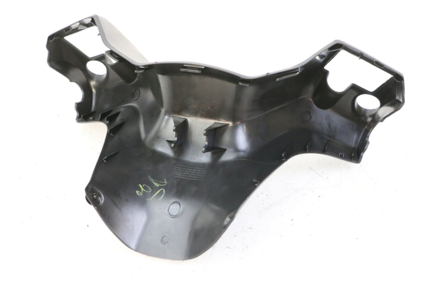 photo de HANDLE BAR FRONT PANEL SUZUKI BURGMAN 125 (2018 - 2021)