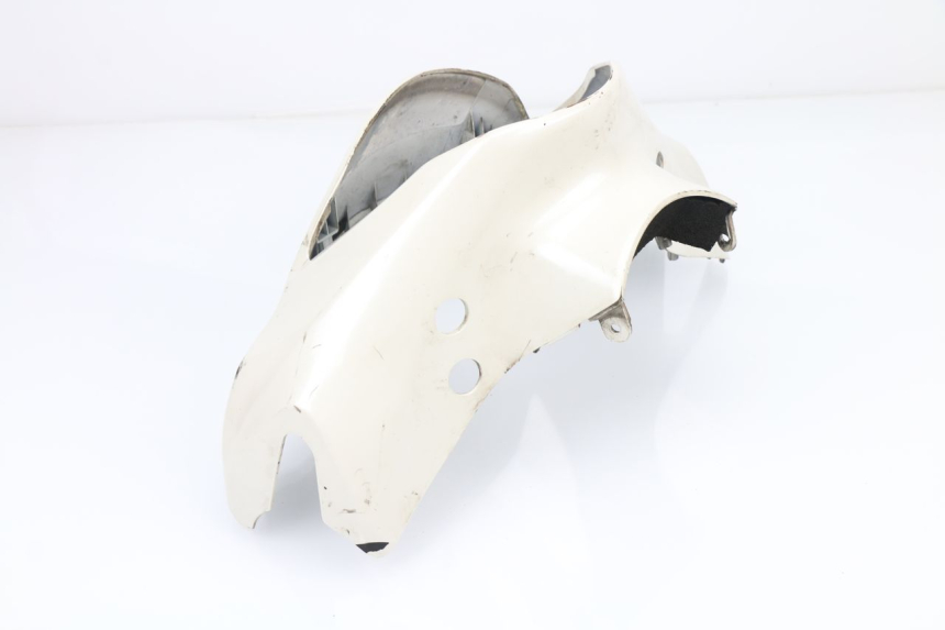 photo de HANDLEBAR COVER FRONT SUZUKI SIXTEEN 125 (2008 - 2010)