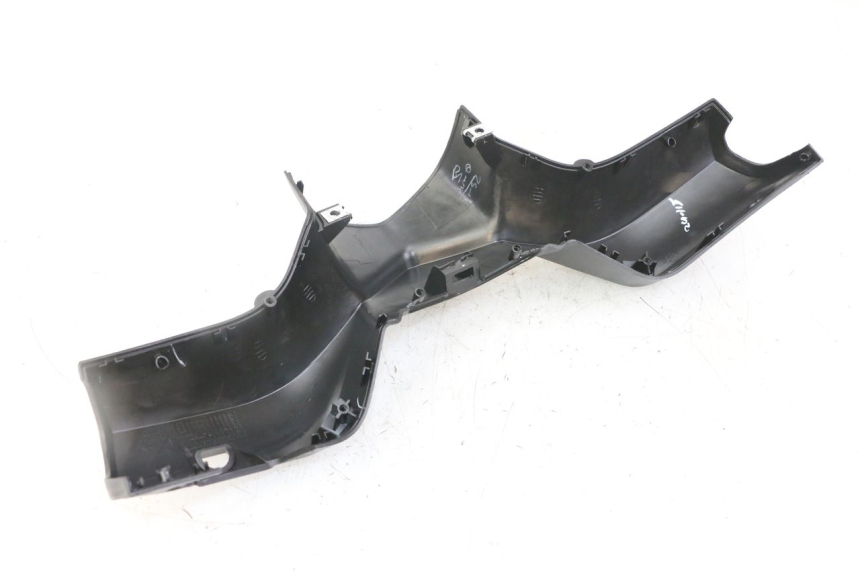 photo de HANDLEBAR COVER FRONT APRILIA SXR 50 (2021 - 2023)