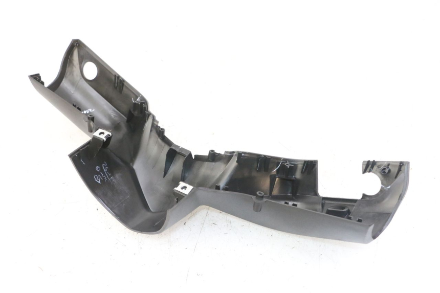 photo de HANDLEBAR COVER FRONT APRILIA SXR 50 (2021 - 2023)