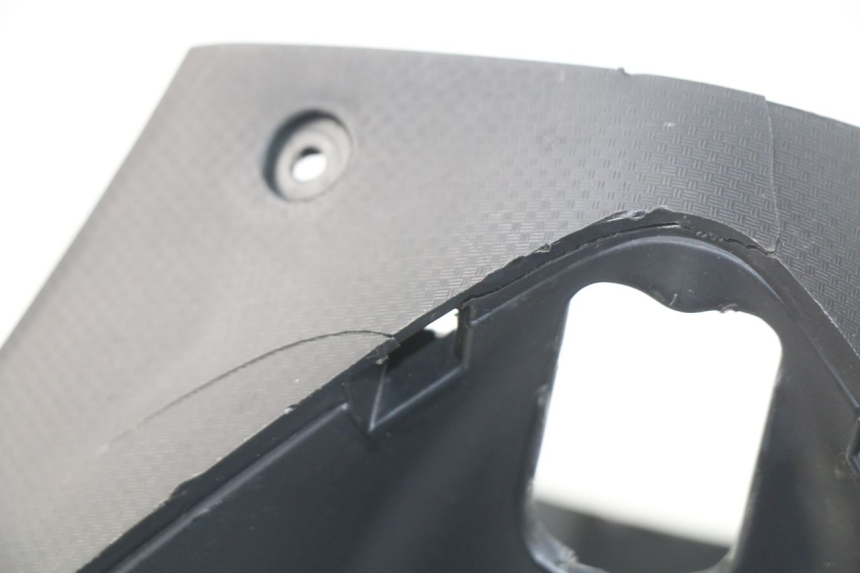 photo de HANDLE BAR FRONT PANEL SYM GTS EFI ABS 125 (2012 - 2016)