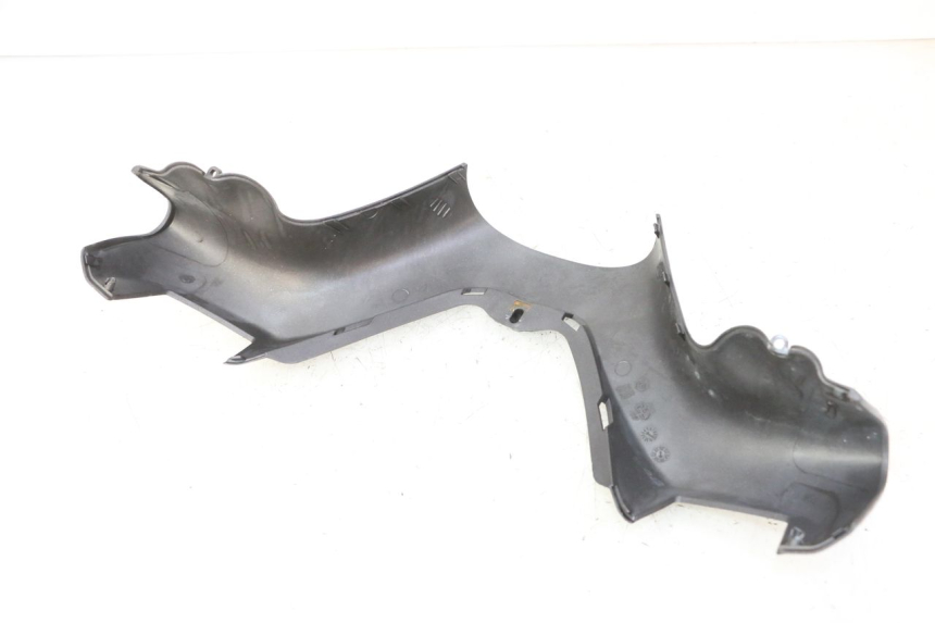 photo de HANDLEBAR COVER FRONT PIAGGIO X9 EVOLUTION 125 (2003 - 2007)