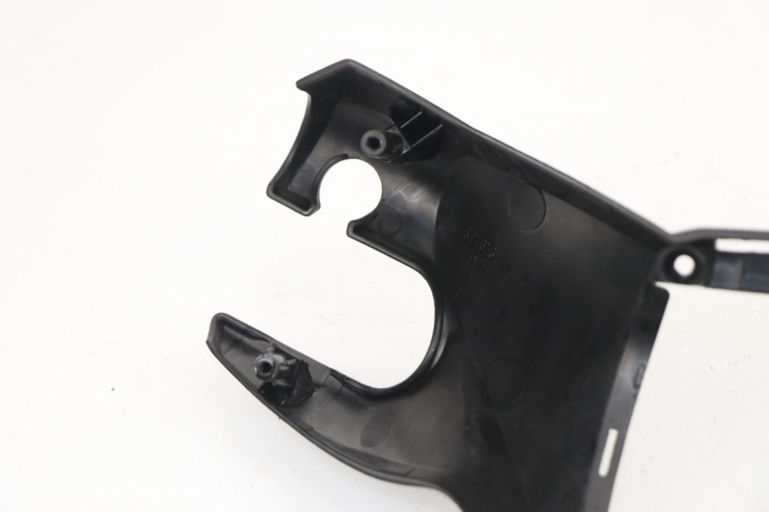 photo de HANDLEBAR COVER FRONT YAMAHA X-MAX XMAX 125 (2010 - 2014)