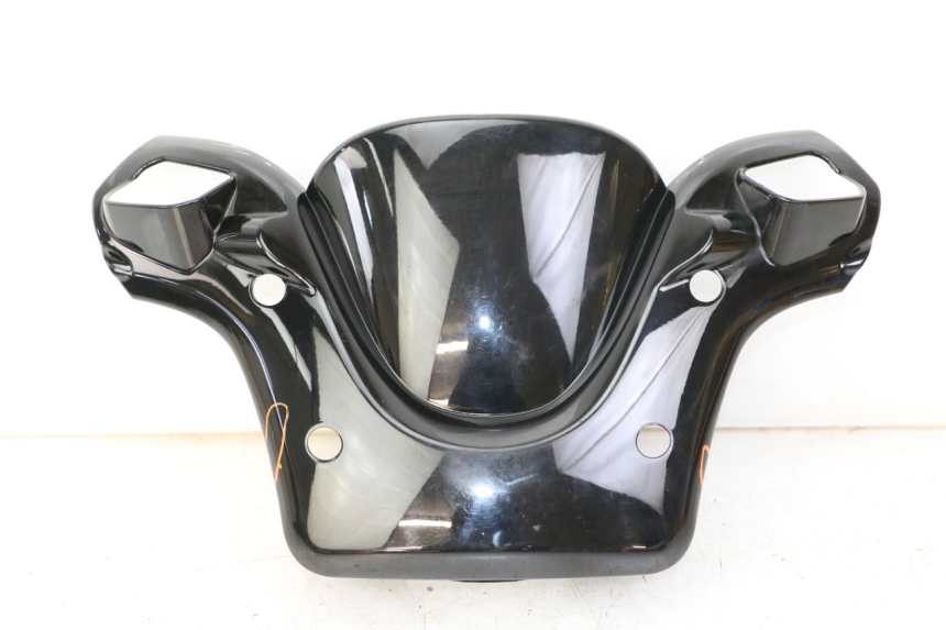 photo de HANDLEBAR COVER FRONT YAMAHA YP MAJESTY 125 (2007 - 2010)