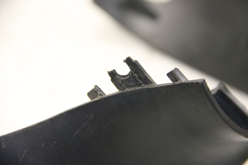 photo de HANDLEBAR COVER FRONT PIAGGIO ZIP 4T 50 (2018 - 2020)