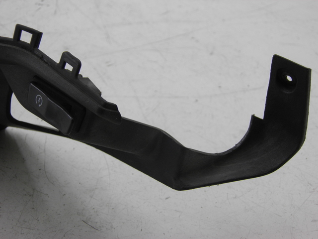 photo de HANDLE BAR PANEL SWITCH HONDA FES PANTHEON 125 (2003 - 2007)