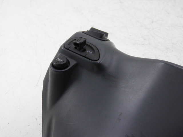 photo de HANDLE BAR PANEL SWITCH PIAGGIO SUPER LX 125 (2000 - 2003)