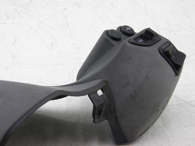 photo de HANDLE BAR PANEL SWITCH PIAGGIO X8 STREET 125 (2006 - 2007)