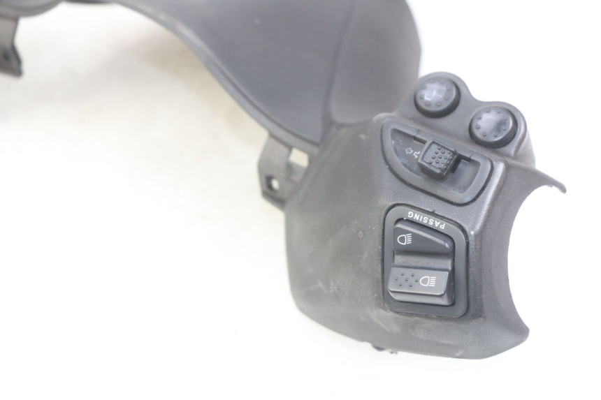 photo de HANDLEBAR SWITCH COVER PIAGGIO X9 EVOLUTION 125 (2003 - 2007)