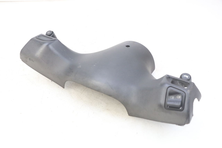 photo de HANDLEBAR SWITCH COVER PIAGGIO ZIP 4T 50 (2018 - 2020)