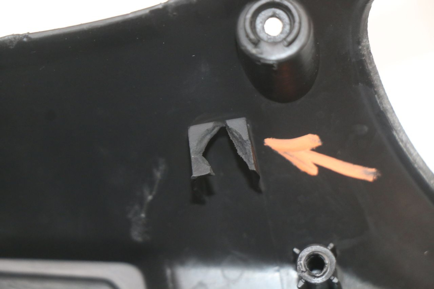 photo de HANDLE BAR PANEL SWITCH PEUGEOT TWEET 125 (2018 - 2021)