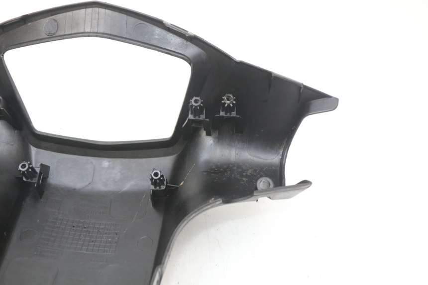 photo de HANDLEBAR COVER PEUGEOT KISBEE 2T 50 (2010 - 2017)